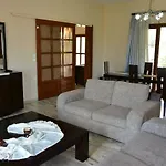 Family Cozy House * 纳夫普利翁